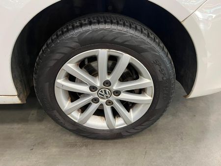 2014-Volkswagen-Polo-16-Trendline-5-dr_8