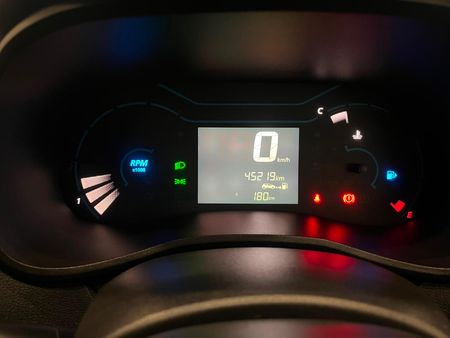 2024-Renault-Kwid-10-Climber_10