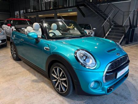 2017-MINI-Convertible-Cooper-S-Auto_2