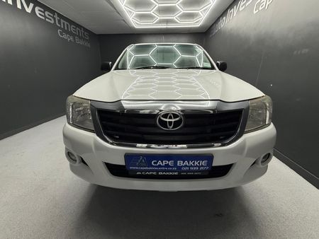 2014-Toyota-Hilux-25-D-4D-SRX-Raised-Body-Single-Cab_5