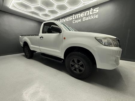 2014-Toyota-Hilux-25-D-4D-SRX-Raised-Body-Single-Cab_6