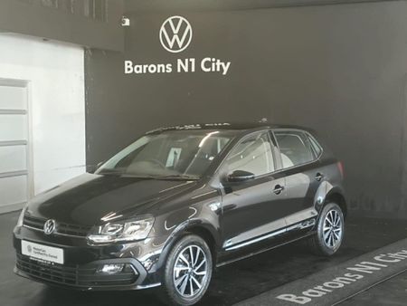 2026-Volkswagen-Polo-Vivo-14-Life_5
