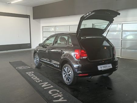 2026-Volkswagen-Polo-Vivo-14-Life_8
