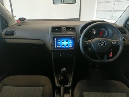 2026-Volkswagen-Polo-Vivo-14-Life_2