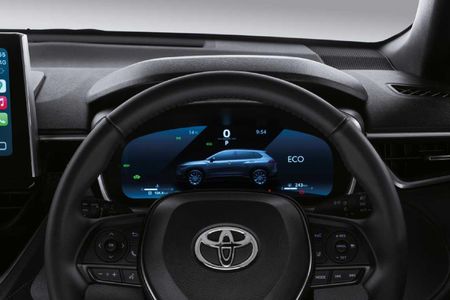 2026-Toyota-Corolla-Cross-18-XS-Hybrid_2