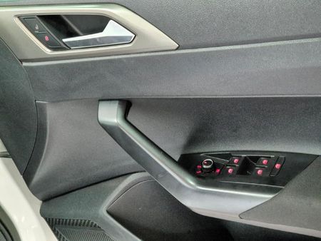 2021-Volkswagen-Polo-10-TSI-Comfortline_12