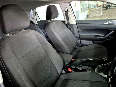 2021-Volkswagen-Polo-10-TSI-Comfortline_13