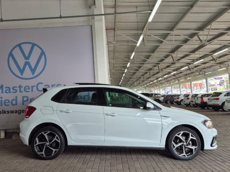 2021-Volkswagen-Polo-10-TSI-Comfortline_2