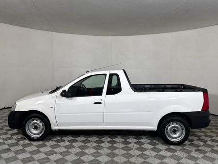 2022-Nissan-NP200-16-AC-Safety-Pack_15