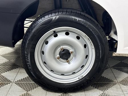 2022-Nissan-NP200-16-AC-Safety-Pack_5