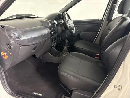 2022-Nissan-NP200-16-AC-Safety-Pack_6