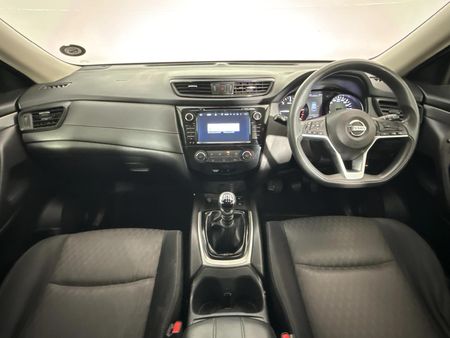 2018-Nissan-X-Trail-16-dCi-Visia-7-seat_1