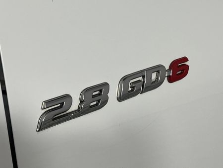 2022-Toyota-Hilux-28-GD-6-Raised-Body-Legend-Auto-Extended-Cab_5