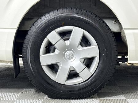 2024-Toyota-Quantum-25-D-4D-Sesfikile-16-seat_6