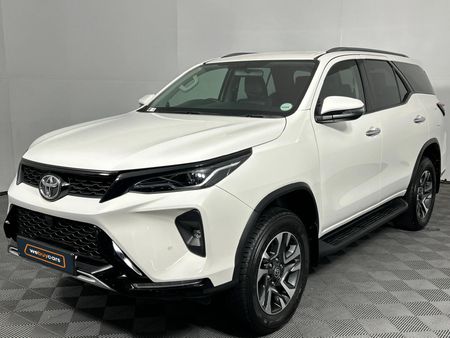 2023-Toyota-Fortuner-24-GD-6-Raised-Body-Auto_0