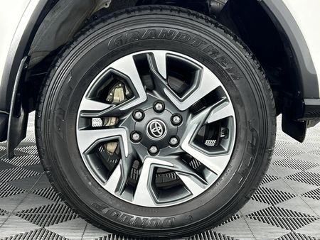 2023-Toyota-Fortuner-24-GD-6-Raised-Body-Auto_5