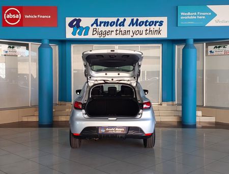 2016-Renault-Clio-IV-900T-Blaze-Limited-Edition-5-dr-66kW_5