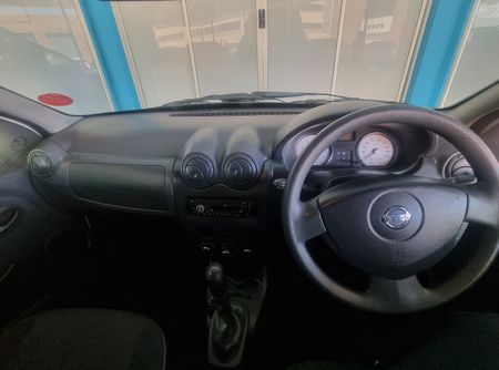 2022-Nissan-NP200-16-AC-Safety-Pack_7