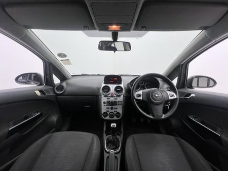 2014-Opel-Corsa-14T-Enjoy-5-dr_10