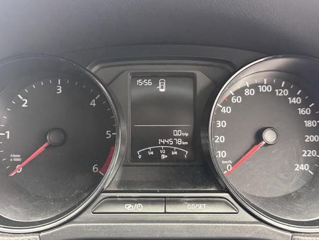 2017-Volkswagen-Polo-GP-14-TDI-Trendline_9