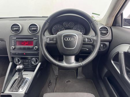 2011-Audi-A3-3-dr-18T-Ambition-Auto_8