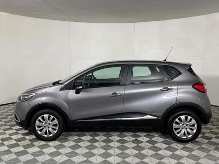 2016-Renault-Captur-900T-Expression-66kW_17