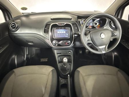 2016-Renault-Captur-900T-Expression-66kW_1