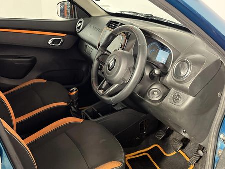 2021-Renault-Kwid-10-Climber_9