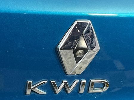 2021-Renault-Kwid-10-Climber_11