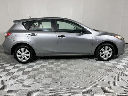2012-Mazda-3-16-Sport-Original_16