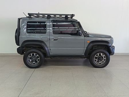2023-Suzuki-Jimny-15-GLX_7