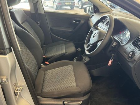 2024-Volkswagen-Polo-Vivo-16-Life_4