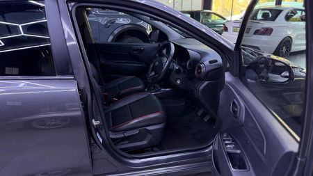 2021-Hyundai-Grand-i10-10-Fluid_11
