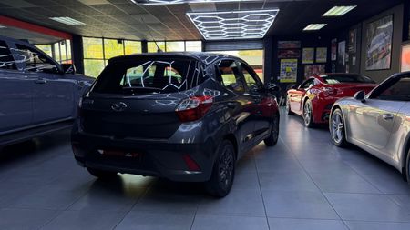 2021-Hyundai-Grand-i10-10-Fluid_3
