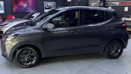 2021-Hyundai-Grand-i10-10-Fluid_6
