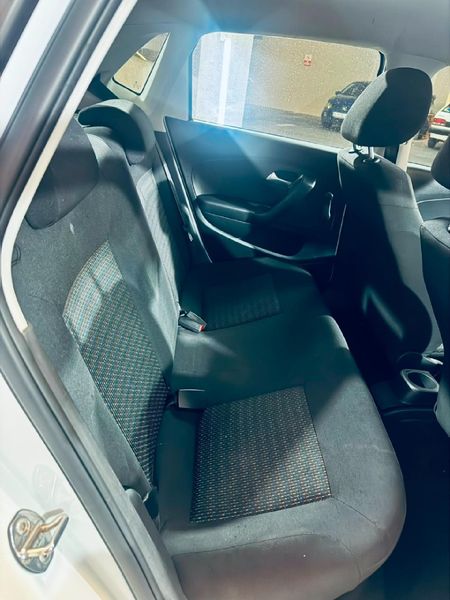 2024-Volkswagen-Polo-Vivo-14_7