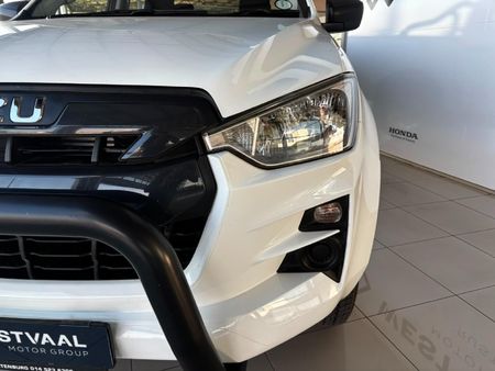 2026-Isuzu-D-Max-19-DDI-HR-L-Auto-Double-Cab_2