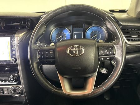 2021-Toyota-Fortuner-28-GD-6-4x4-VX-Auto_12