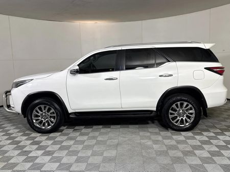 2021-Toyota-Fortuner-28-GD-6-4x4-VX-Auto_18