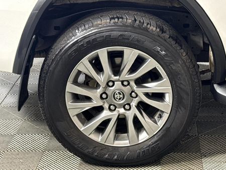 2021-Toyota-Fortuner-28-GD-6-4x4-VX-Auto_7
