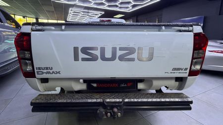 2023-Isuzu-D-Max-250C-Fleetside-Single-Cab_4