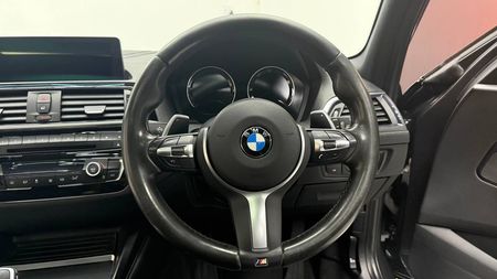 2018-BMW-1-Series-M140i-5-dr-Auto_14