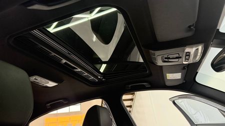 2018-BMW-1-Series-M140i-5-dr-Auto_23