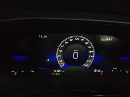 2025-Volkswagen-T-Cross-10-TSI-Life-Auto_13