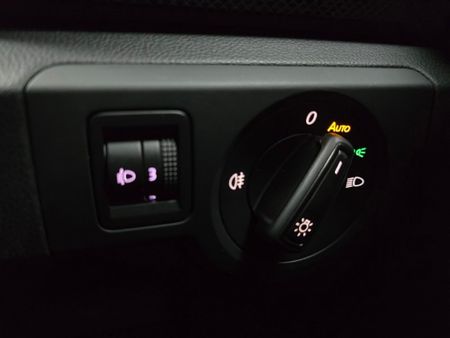 2025-Volkswagen-T-Cross-10-TSI-Life-Auto_14