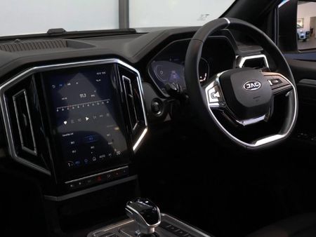 2025-JAC-T9-20-CTI-Super-Lux-4x4-Auto-Double-Cab_19