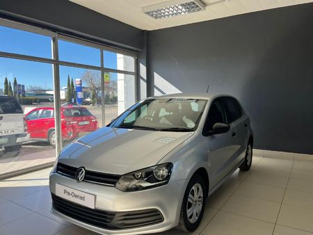 2024-Volkswagen-Polo-Vivo-14-Trendline-5-dr_4