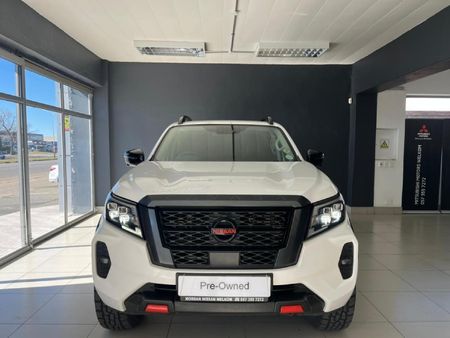2024-Nissan-Navara-25-DDTi-PRO-4X-4X4-Auto-Double-Cab_3