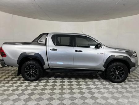 2022-Toyota-Hilux-28-GD-6-Raised-Body-Legend-RS-4x4-Auto-Double-Cab_17