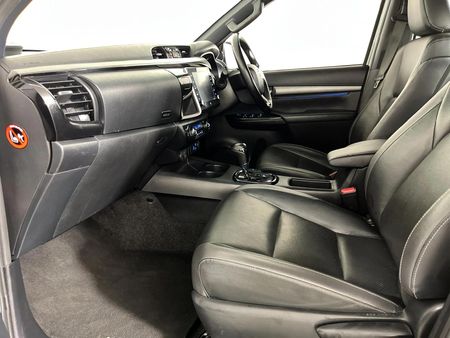 2022-Toyota-Hilux-28-GD-6-Raised-Body-Legend-RS-4x4-Auto-Double-Cab_7
